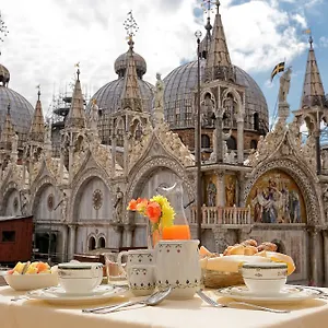 https://canaletto-luxury-suites-san-marco-luxury.hotelinveneto.com