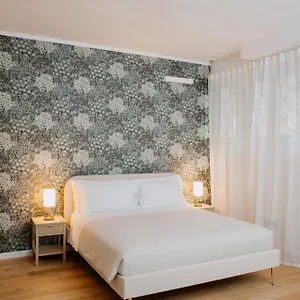 https://alatea-porta-nuova-20.hotelinveneto.com